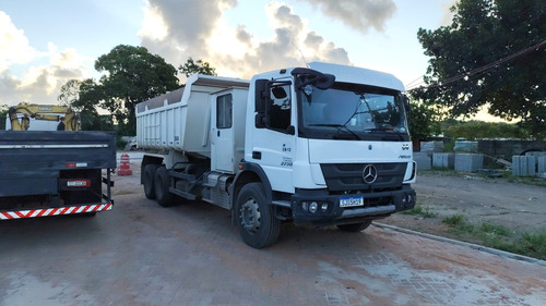 05 Caçambas Mercedes Bens, Modelo Atego 2730 / 48 Truck Traç