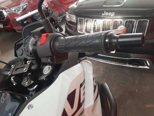 Imagen 14 de 15 de Kawasaki Versys X 300 Abs