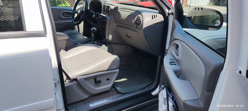 Trailblazer 6 Cilindros, Más Equipada, Piel, 4x4, Bose 6 Cd