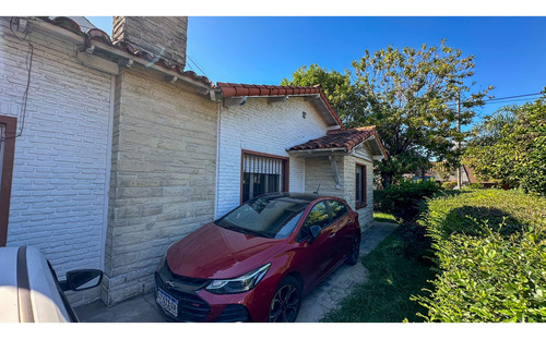 Venta Casa 3 Dormitorios Ciudad Jardín Lomas Del Palomar Con Cochera