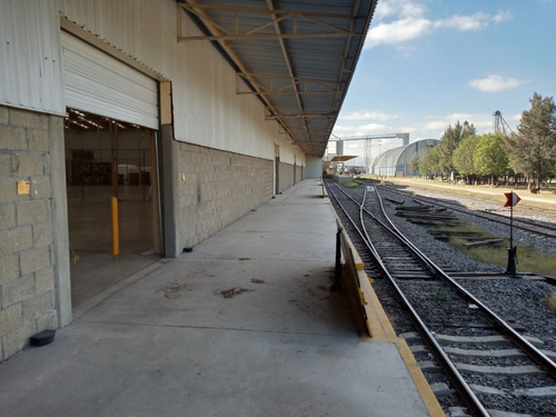 Imagen 1 de 4 de Bodega Rta 1,200 - 1,800m2 Espuela Ffcc El Marquesqro