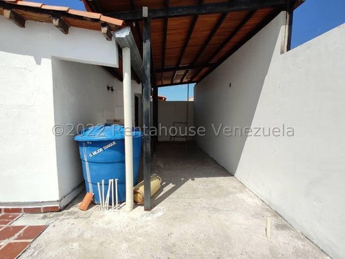 Imagen 17 de 17 de Casa En Venta Villa Roca Cabudare 22-17084 Jcg