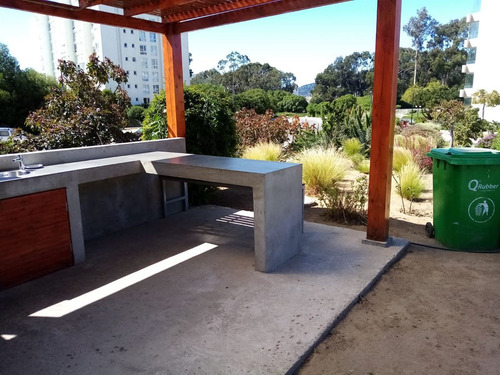 Cómodo Departamento A Pasos De La Playa