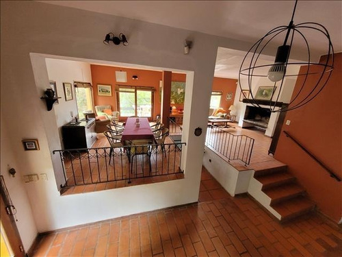 Hermosa Casa En 3 Niveles A 300 M Del Mar