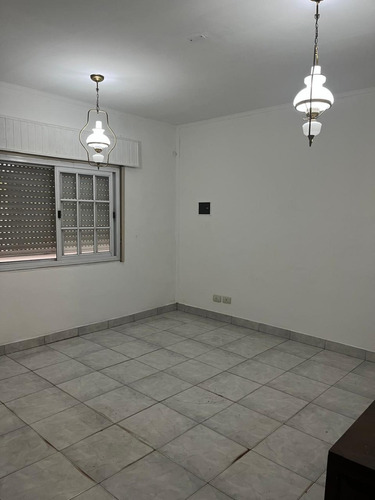 Nuevo Valor !!! Chalet Excelente Ubicacion 5 Cuadras Estacion De Padua Apto Credito !!!!!