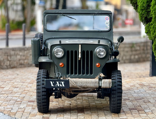 Jeep Kaiser - 1966