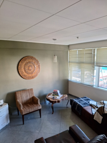 Sala Comercial Com Vaga De Garagem No Centro De Betim