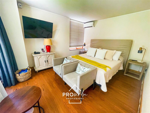 Departamento En Venta De 3 Dorm. Con Jardin En Las Condes