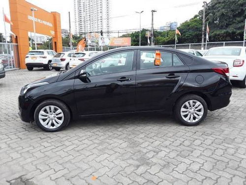 Imagem 9 de 10 de Hyundai Hb20s 1.6 Comfort Plus 16v Flex 4p Automático