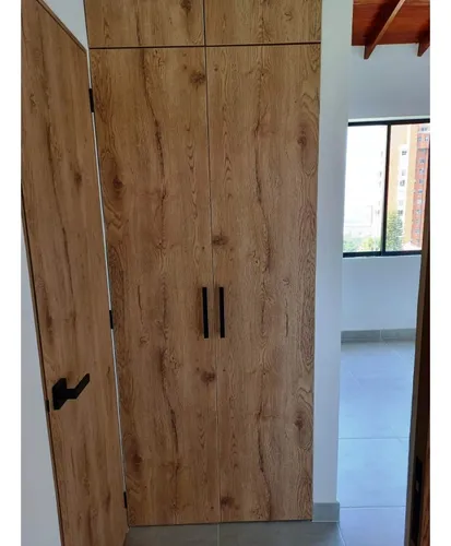 Apartamento En Las Palmas, Piso 4