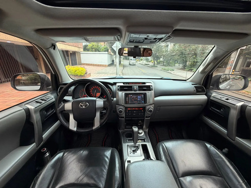 Toyota 4Runner 4.0 Sr5