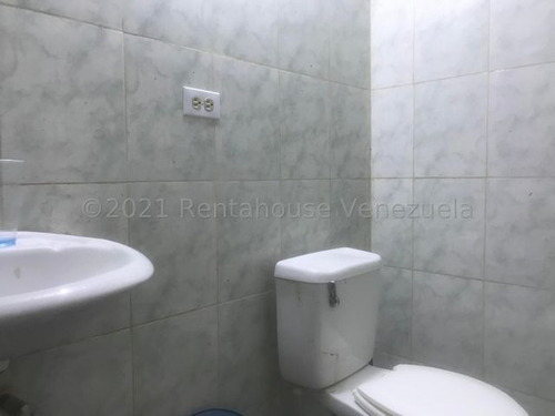 Imagen 5 de 6 de Excelente Local En Venta En Punto Fijo. Ubicado En Ctro Comercial. Contacto Al 04146954944 Cod Ref 22-16765
