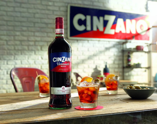 Kit Cinzano Rosso + 2 Vasos Vermu Labrado Artesanal - Regalo