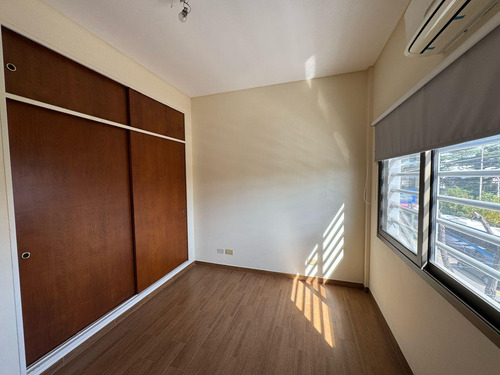 5 Dptos/oficinas En Pa En Block - 250 M² Edif. - San Justo