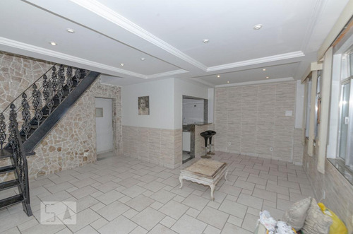 Imagem 3 de 15 de Casa Para Aluguel - Maracanã, 2 Quartos, 250 - 892915892