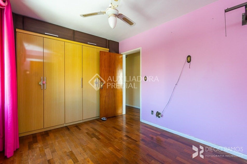 Imagem 10 de 15 de Apartamento - Petropolis - Ref: 366705 - V-366705