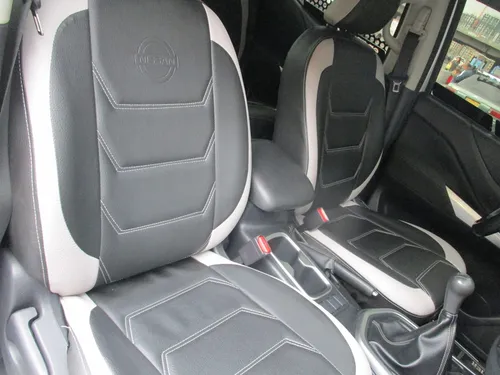 Nissan Frontier Doblecabina 4x2 2500cc Mt Aa