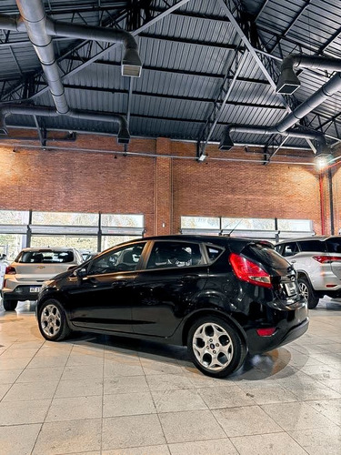 Ford Fiesta Kinetic 1.6 Titanium 120cv