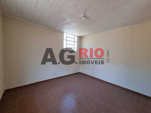 Imagem 8 de 12 de Casa De Rua-locação-bento Ribeiro-rio De Janeiro - Vvca10012