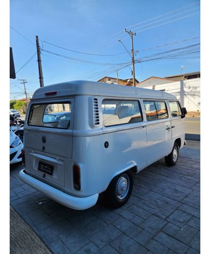 Volkswagen Kombi 1.4 MI STD LOTAÇÃO 8V FLEX 3P MANUAL