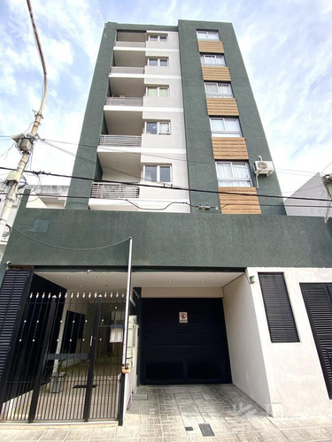Imagen 2 de 21 de Venta De Departamento 3 Ambientes En Wilde (24327)