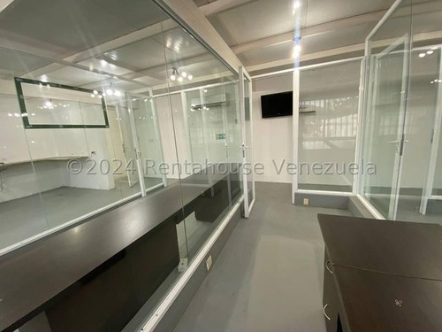 Jean Pavon Tiene Excelente Local Galpón En Alquiler En El Este De Barquisimeto Lara 1 1 9 2 4