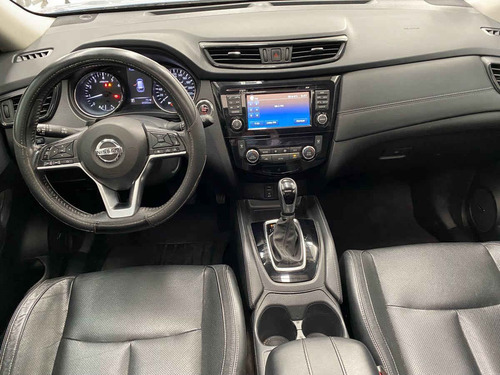Imagen 13 de 15 de Nissan X-trail 2018 X-trail Exclusive