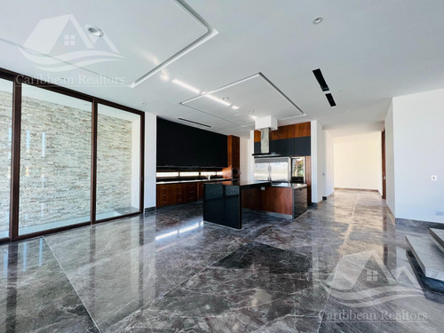 Casa En Venta Puerto Cancun