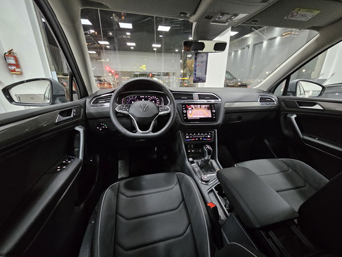 Volkswagen Tiguan Allspace 2.0 Tsi Life 4Motion Dsg