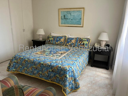 Tg Apartamento En Venta En La Alameda, Con Bello Jardín, Increíble Vista 25-16478 Ys