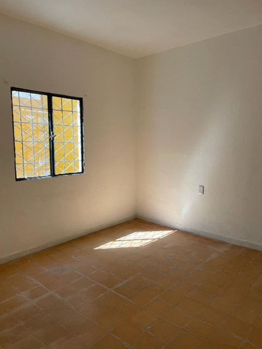 Casa En Alquiler De 2 Dormitorios C/ Cochera En Durazno