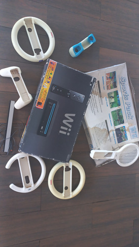 Nintendo Wii Motion Plus + Accesorios Sports Pack
