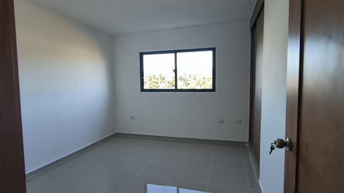 Elegante Apartamento En Los Llanos De Gurabo