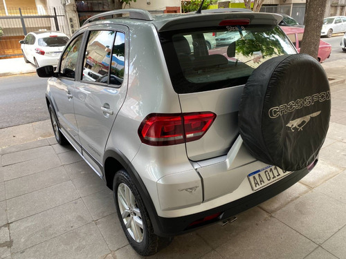 Imagen 4 de 15 de Volkswagen 2016 Fox 1.6 Crossfox Highline L/15