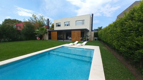Imagen 20 de 30 de Venta Casa Barrio San Isidro Labrador Pileta Tigre