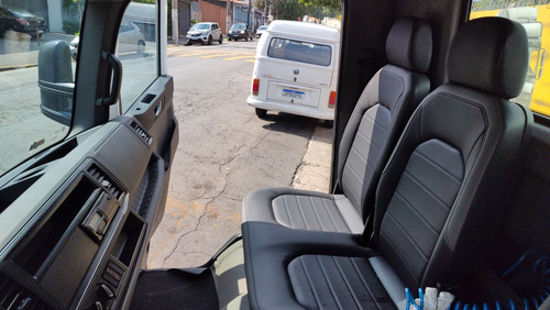 Volkswagen 11-180 Modelo 2023 Com Caçamba