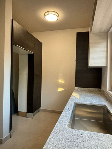 Nueva Y Moderna Casa En Venta En Rivello