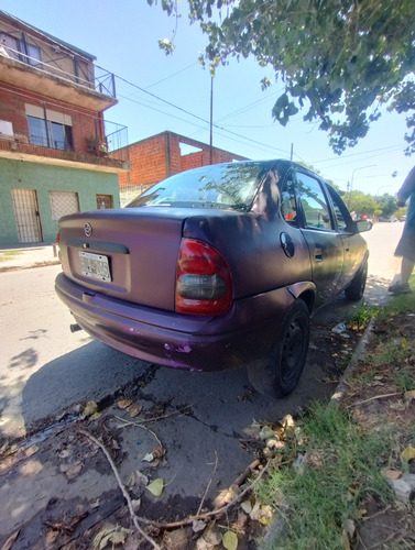 Chevrolet Corsa 1.6 Gl Aa Dh