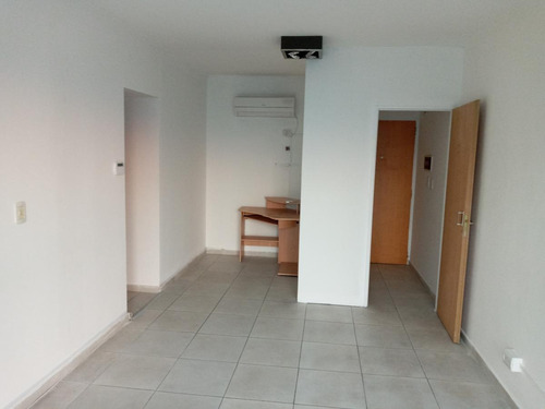 Imagen 3 de 7 de Alquiler Oficina Zona Tribunales C/cochera - 48 E/ 13 Y 14 - La Plata