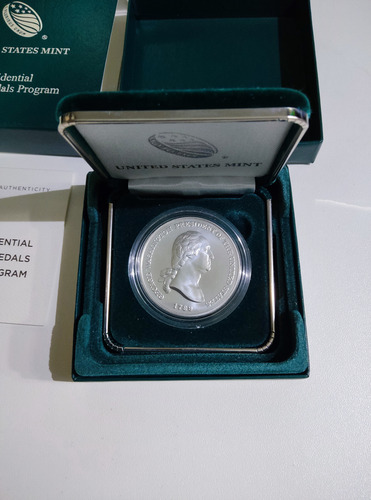 Moeda Medalha 1 Onça De Prata .999 No Estojo Fc Certificado