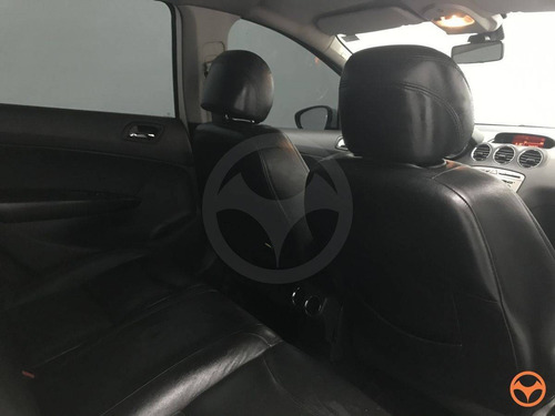 Imagem 14 de 15 de Peugeot 408 2.0 Allure 16v Flex 4p Manual