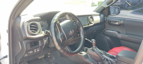 Imagen 5 de 11 de Toyota Tacoma 2017 3.5 Trd Sport At