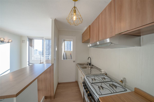 Depto Remodelado Como Nuevo En Venta De 3 Dorm. En Santiago