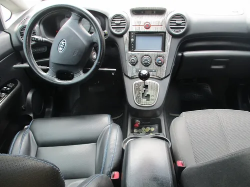 Kia Carens EX 2000CC AT AA