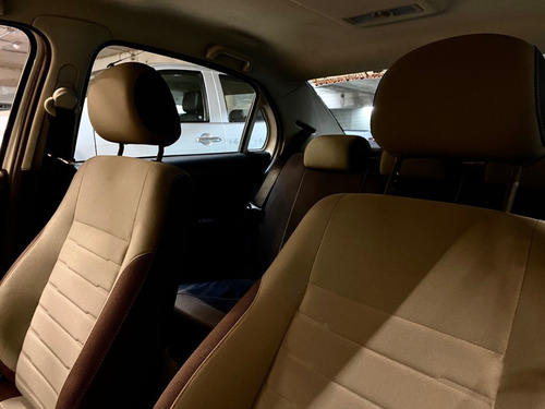 2017 Volkswagen Voyage 1.6 Manual Trendline