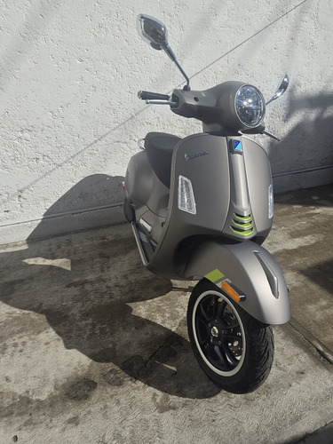 Vespa Gts 300 Super Tech