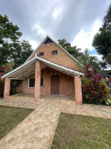 Venta De Casa Tipo Chalet