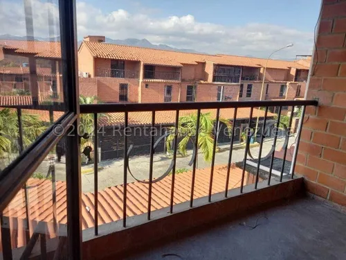 Venta De Townhouse Guatire Mr