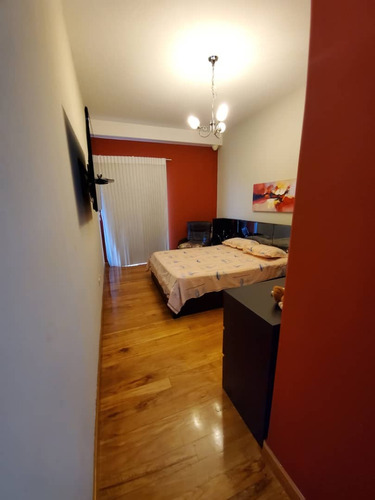 Yosmar & Fernando Alquilan Bello Apartamento En Guataparo, Urb Terrazas Del Country Res La Riviere.. Solo Clientes