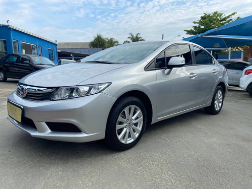 Imagem 1 de 10 de Honda Civic 1.8 Lxs 16v Flex 4p Automático